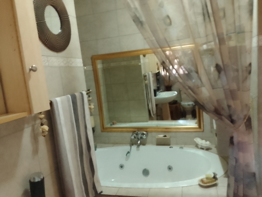 3 Bedroom Property for Sale in Oos Einde North West